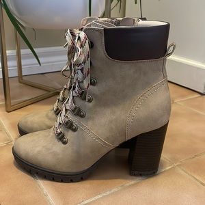 George Heeled Boots